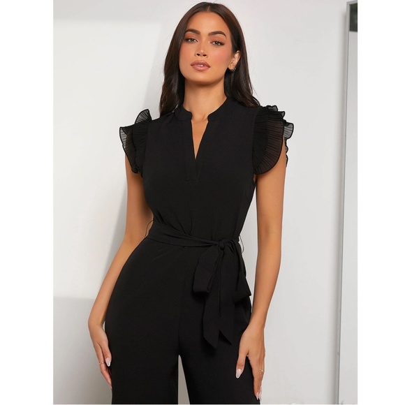 Black Elegant Belted Jumpsuit V-Neck Cap Short Sleeve - Picture 4 of 9